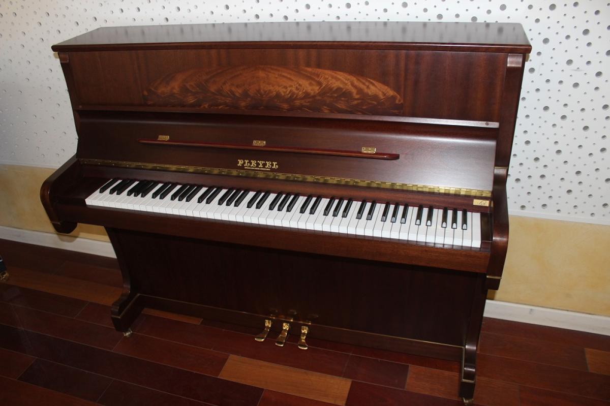 Pleyel-Schimmel_Matignon_acajou_n°_233957.